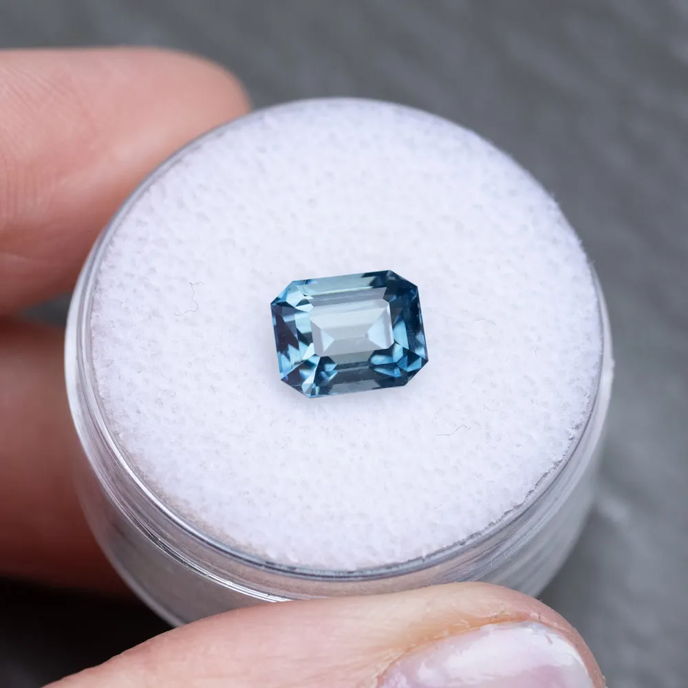 2.60CT EMERALD CUT MADAGASCAR SAPPHIRE, MEDIUM OCEAN BLUE, 8.9X6X5MM