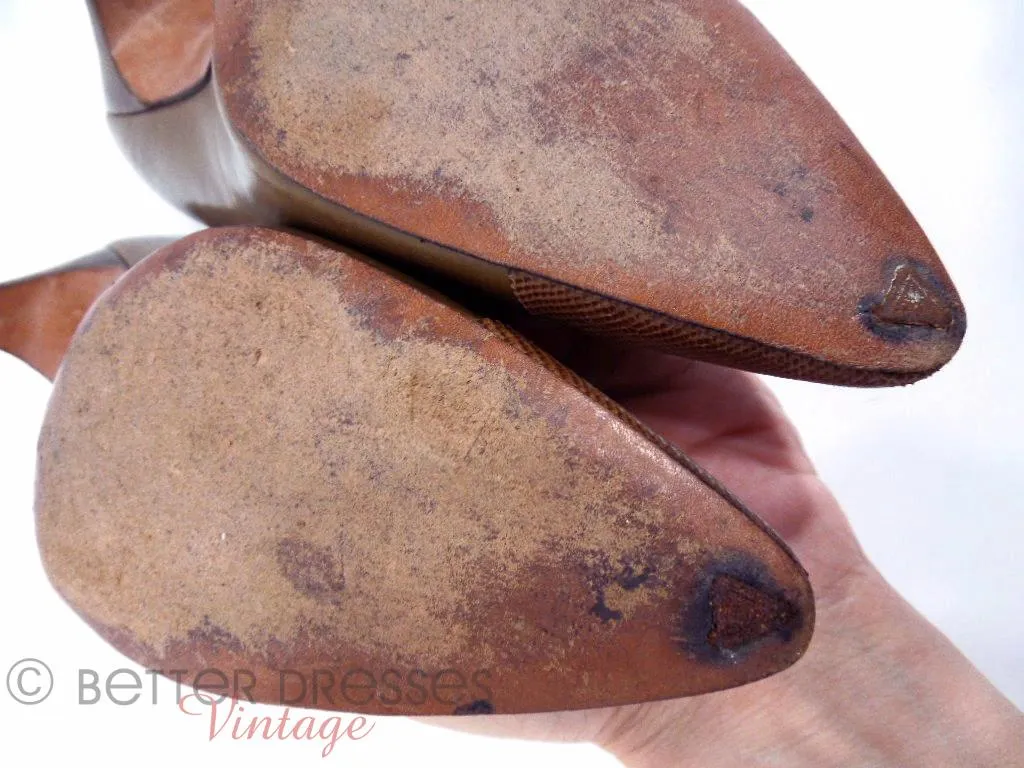 50s Brown Leather Cap-Toe Pumps - 7A