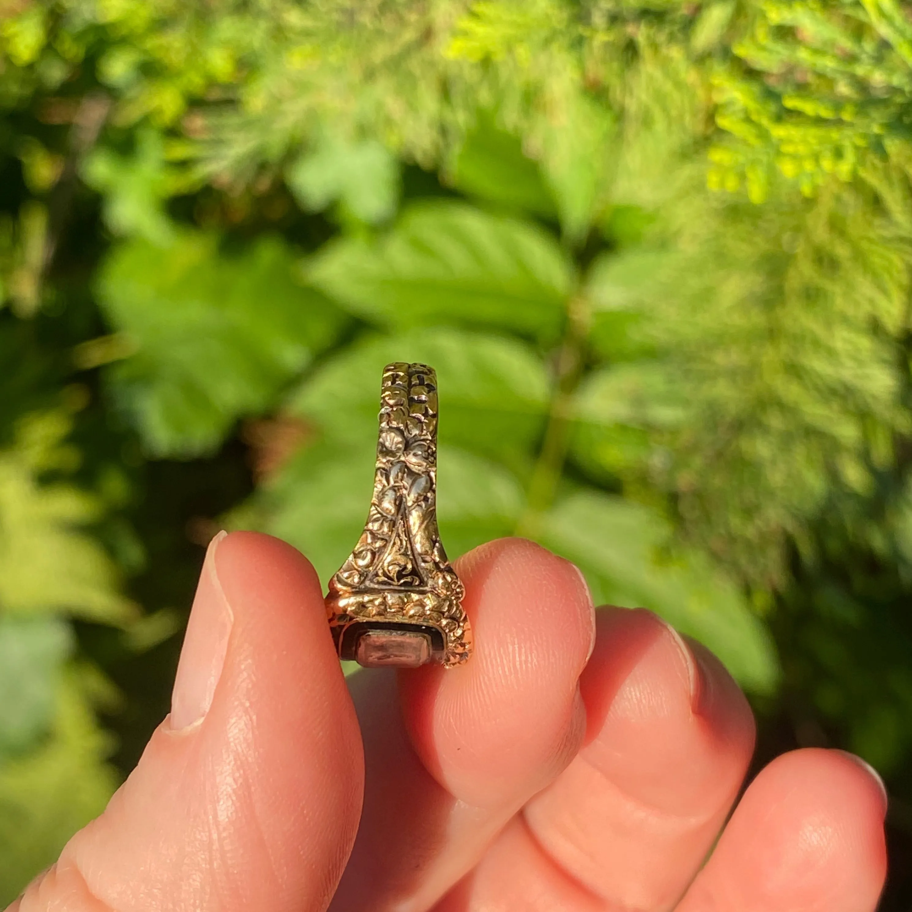 Antique Georgian 18K Gold Mourning Ring English 1822