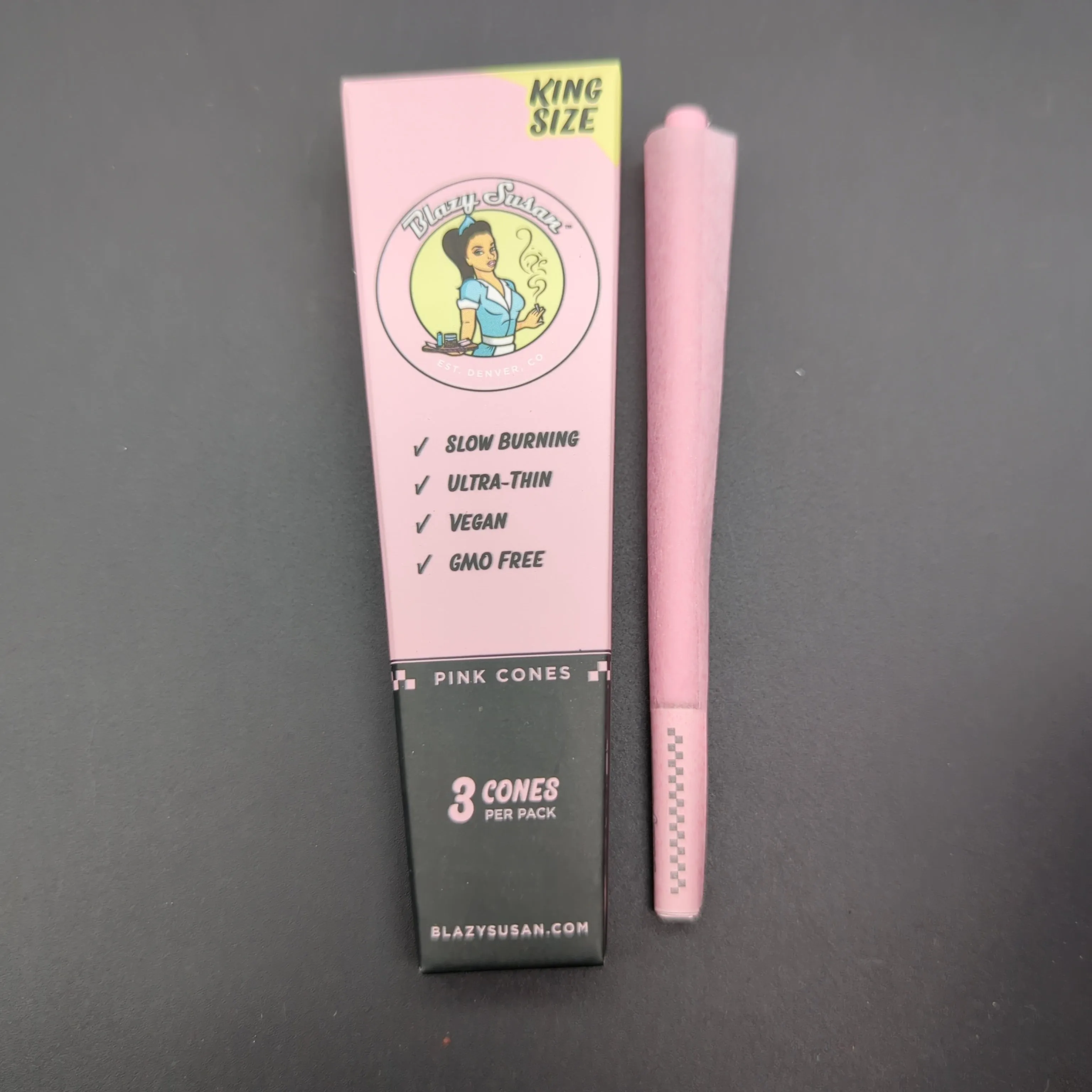 Blazy Susan Pink King Size Pre-Rolled Cones 3 Pack