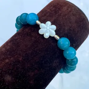 Chunky blue Apatite gemstone, Mother of Pearl, & Sterling Silver Peace Sign Bracelet