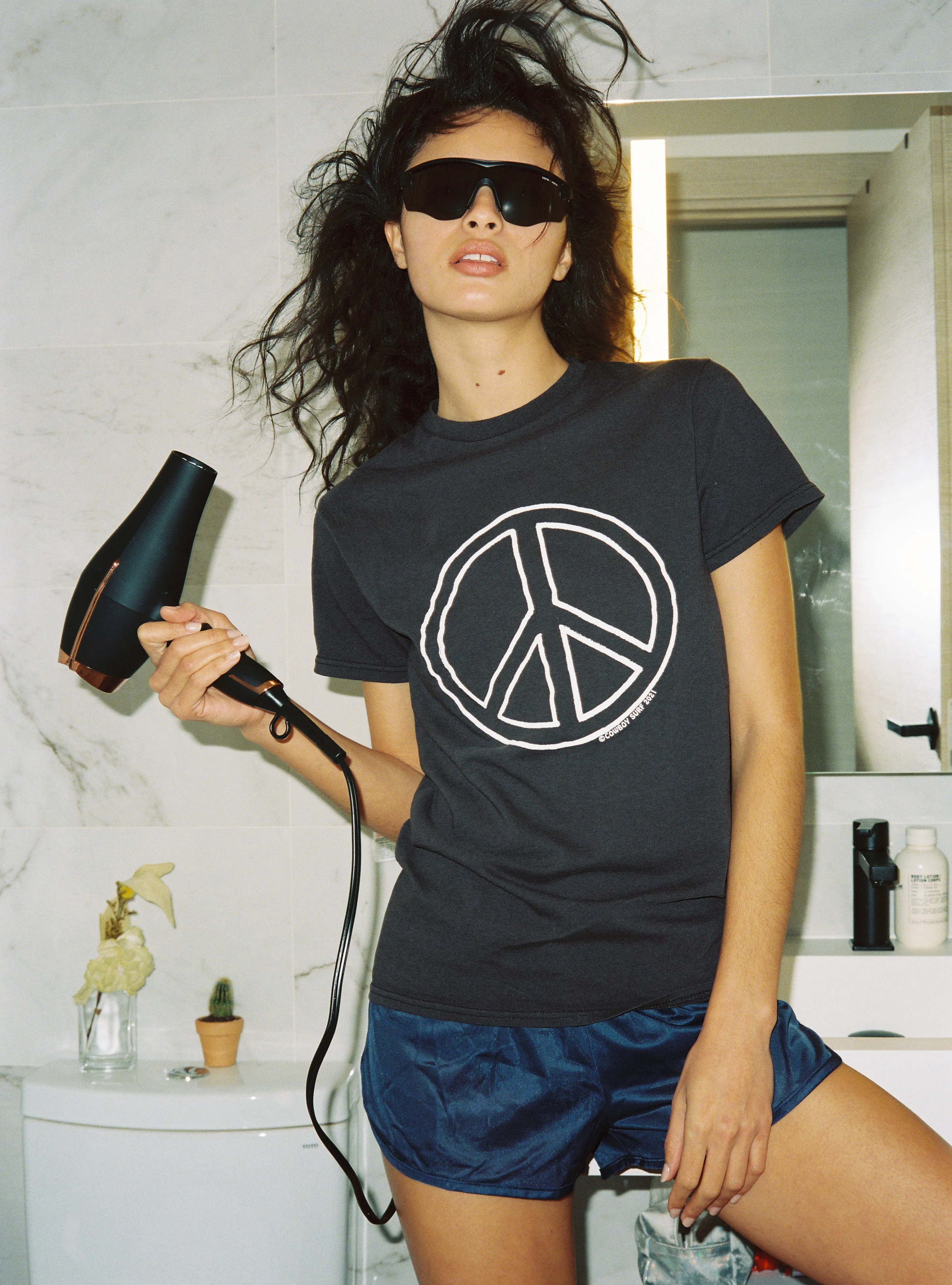 COWBOY SURF PEACE TEE