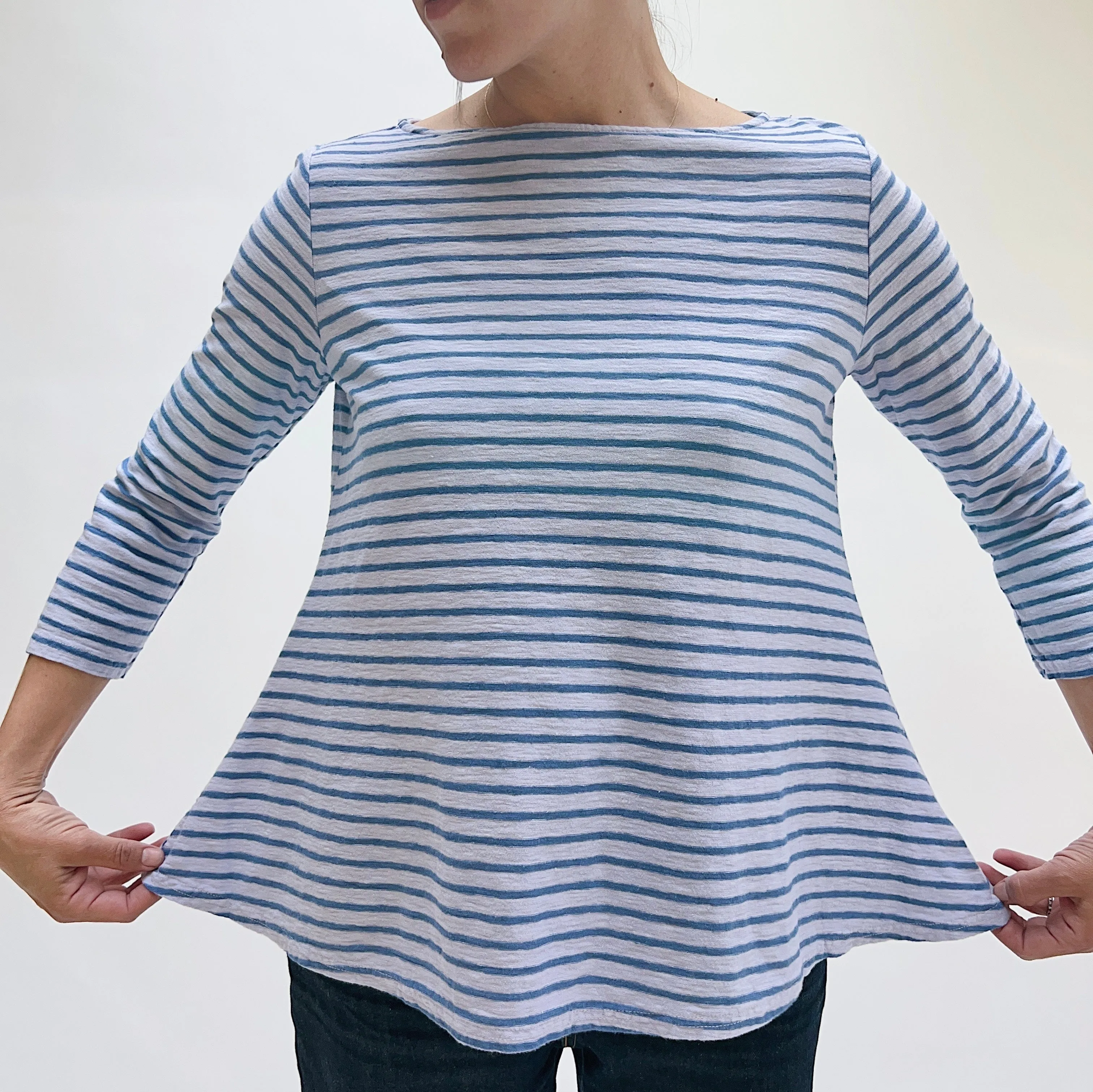 Cut Loose | 3/4 Sleeve A-Line Boatneck Linen Blend Top in Levandula Stripe