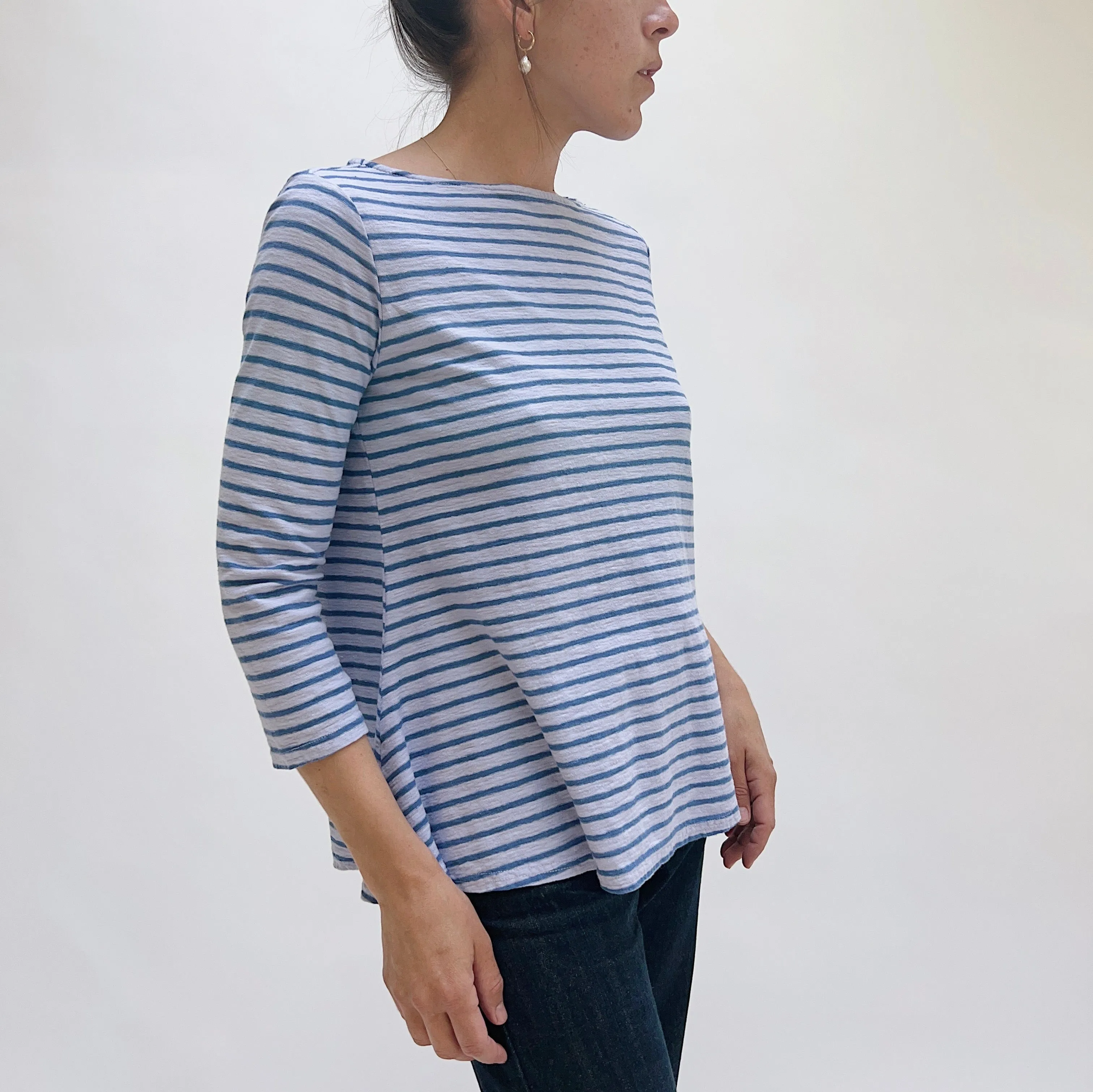 Cut Loose | 3/4 Sleeve A-Line Boatneck Linen Blend Top in Levandula Stripe