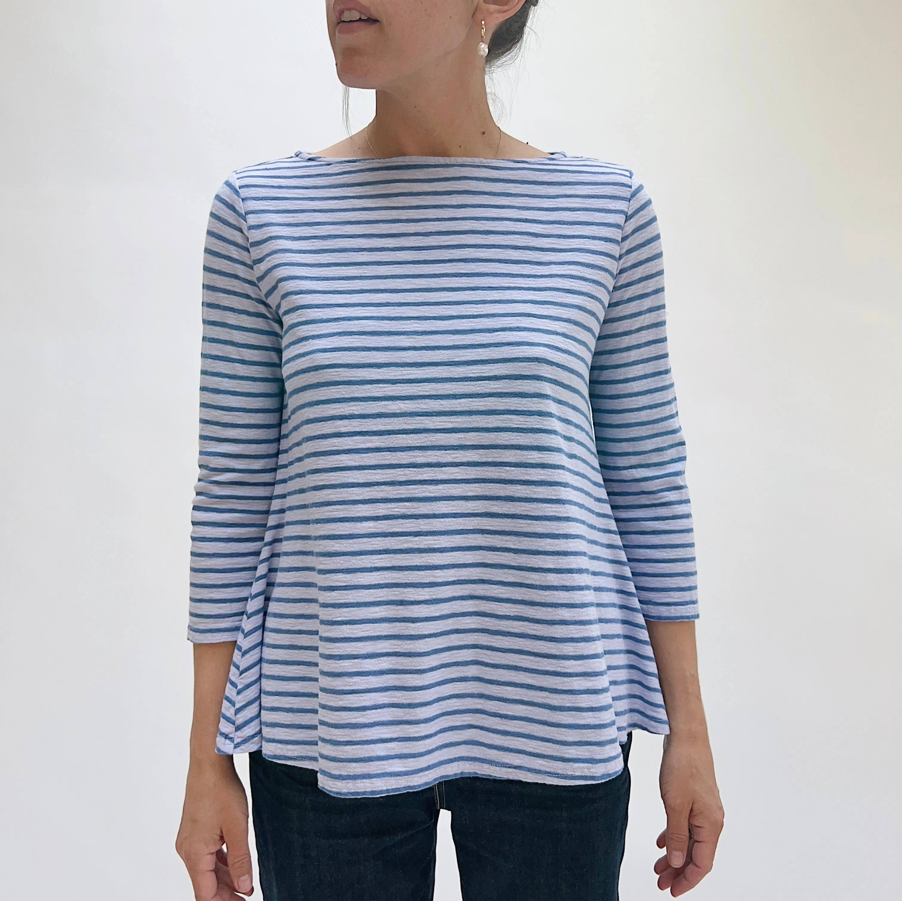 Cut Loose | 3/4 Sleeve A-Line Boatneck Linen Blend Top in Levandula Stripe