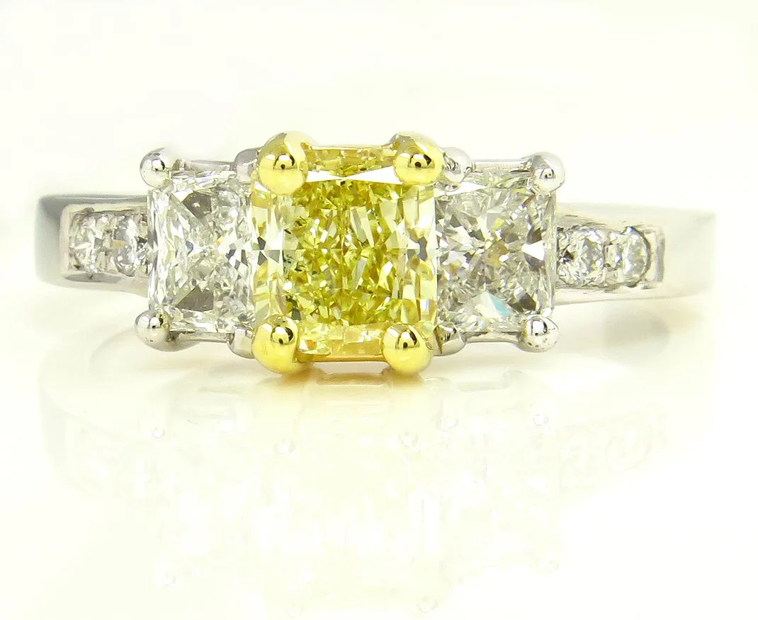 GIA 2.52CT ESTATE FANCY YELLOW RADIANT 3 STONE DIAMOND ENGAGEMENT WEDDING RING