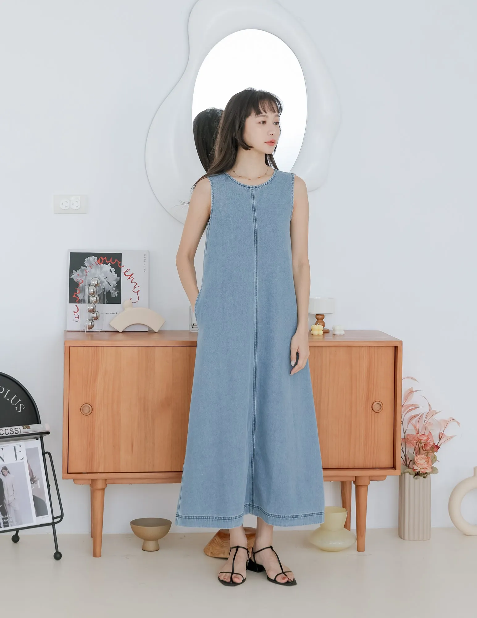 Janet Denim Dress in Light Wash