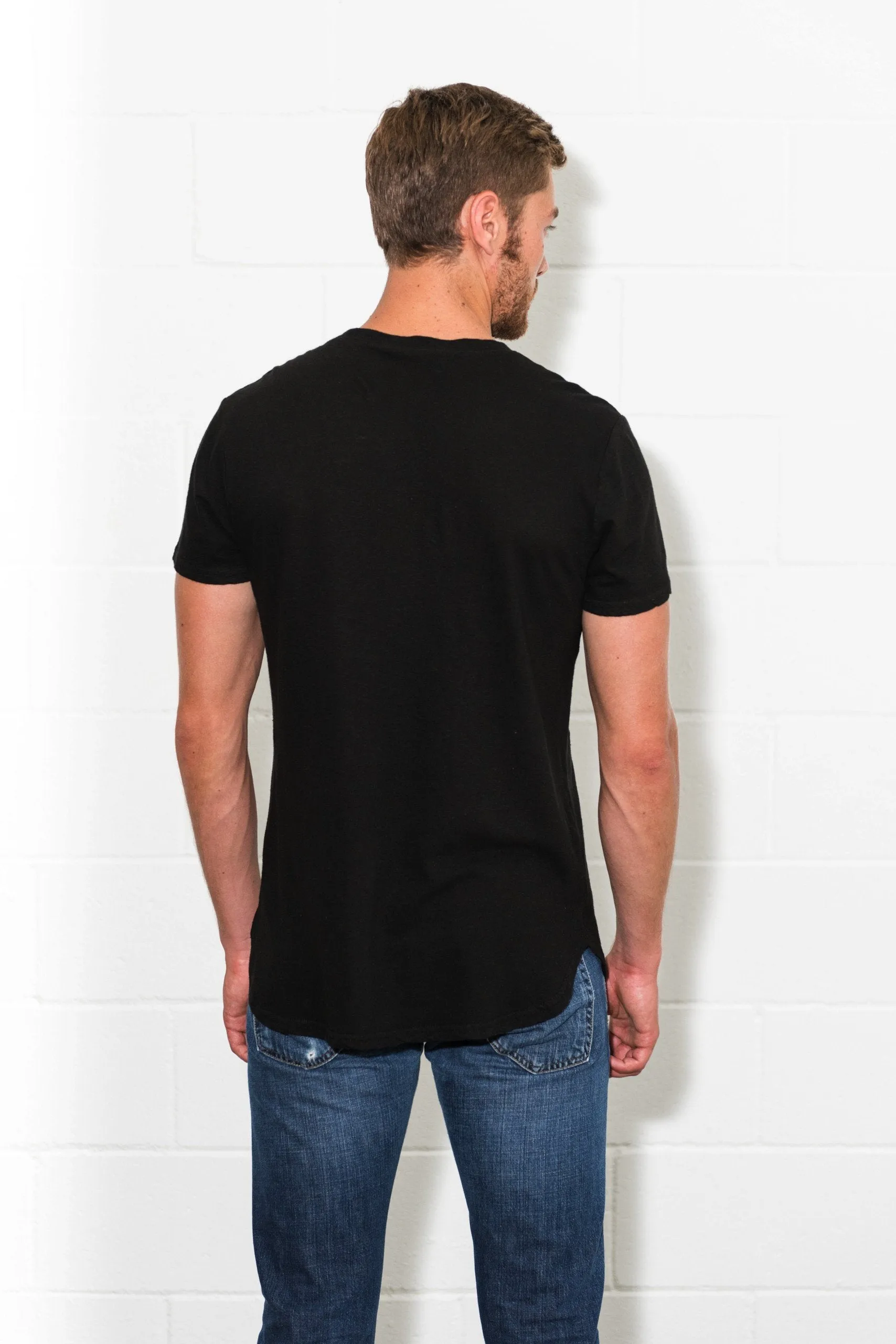 Men's Linen Blend Curved Bottom Crew Neck Tee