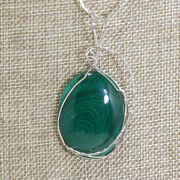 Nahum Wire Wrap Cabochon Pendant Necklace