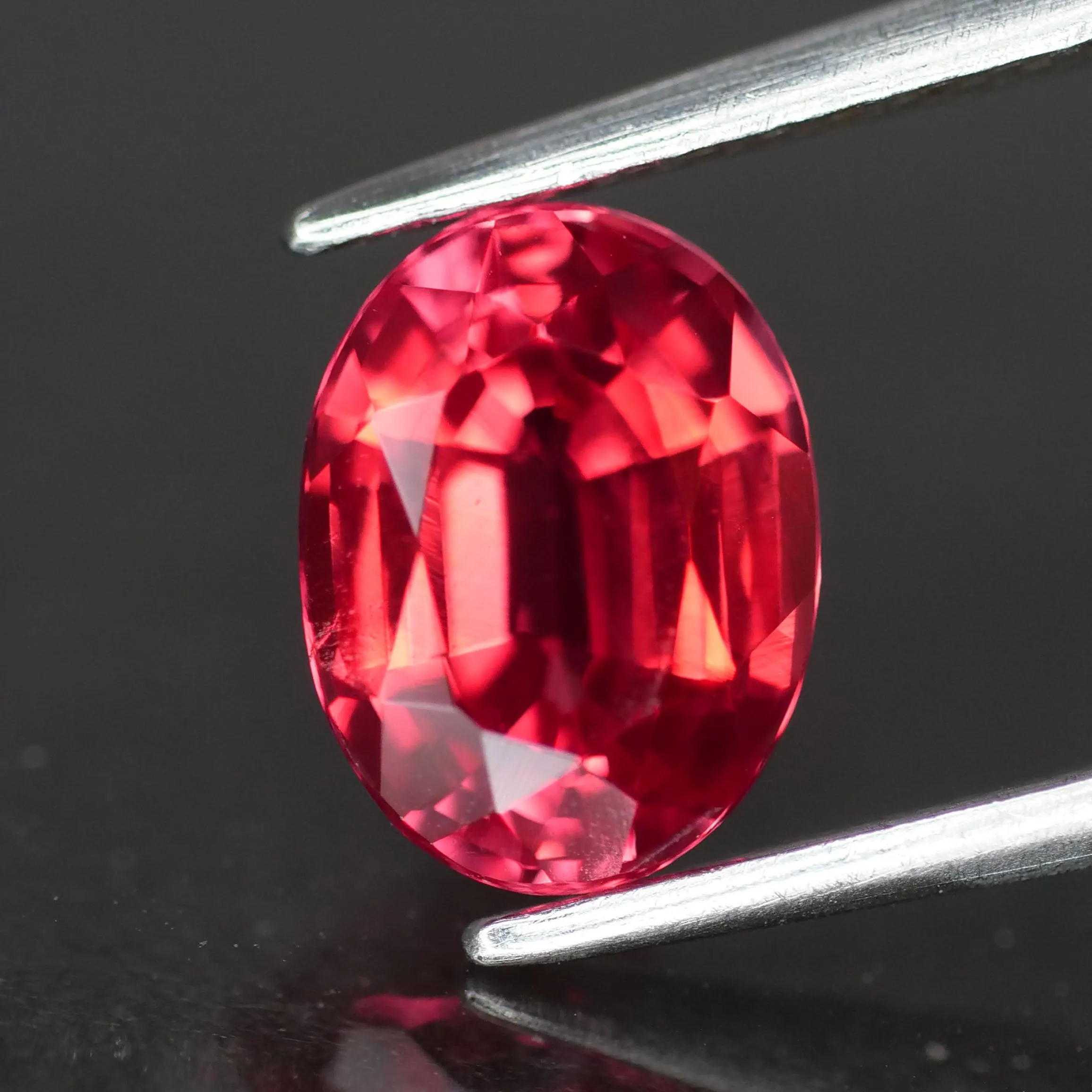 Sapphire | lab created, padparadscha color, oval cut 8x6 mm, 1.8ct, VS