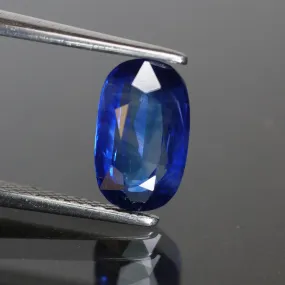 Sapphire | natural, blue, oval cut 9.2x5.4 mm, VS, 1.85ct, Ceylon