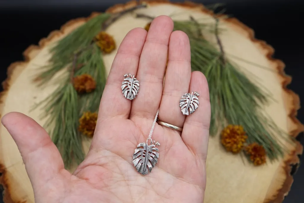 Tiny Monstera Deliciosa Necklace and Earrings Set