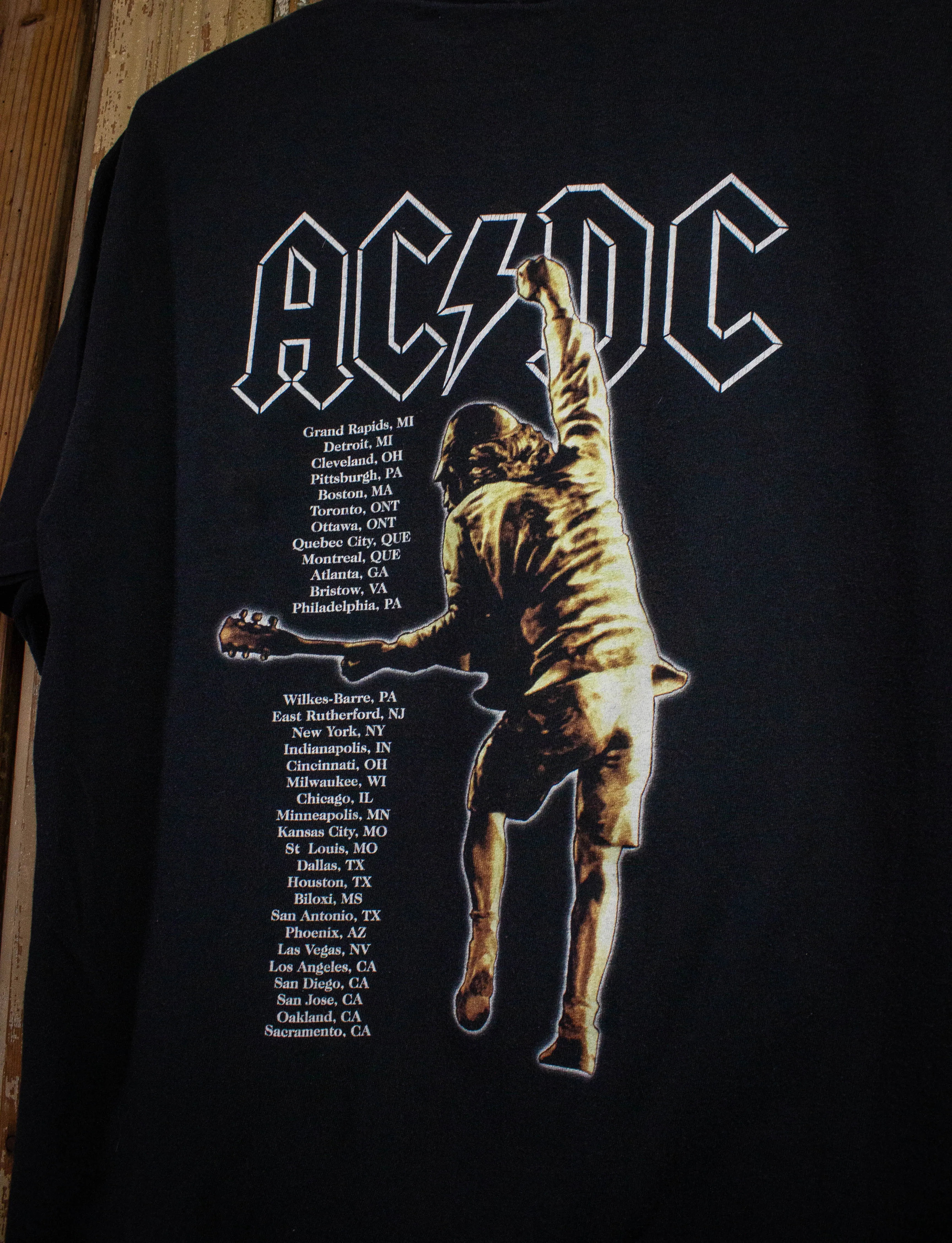 Vintage AC/DC Stiff Upper Lip Concert T Shirt 2000 Black Large