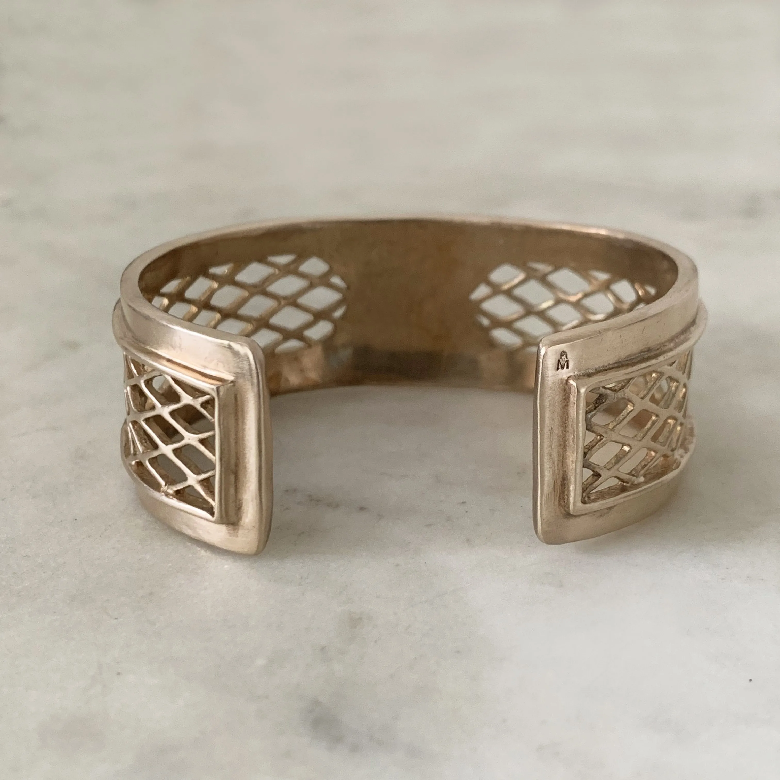 WINDOW CUFF